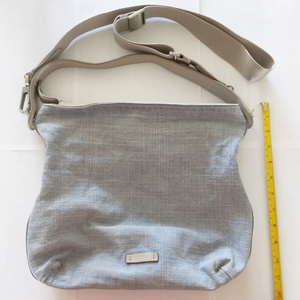 FOSSIL Soft Light Gray Crossbody Bag - Picture 6 of 10